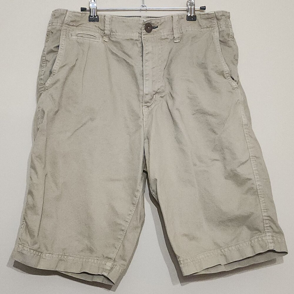 American Eagle Mens Khaki Shorts Size 33